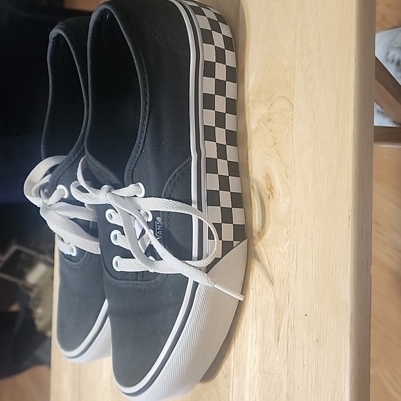 VANS checkered shoes - Picture 3 of 8